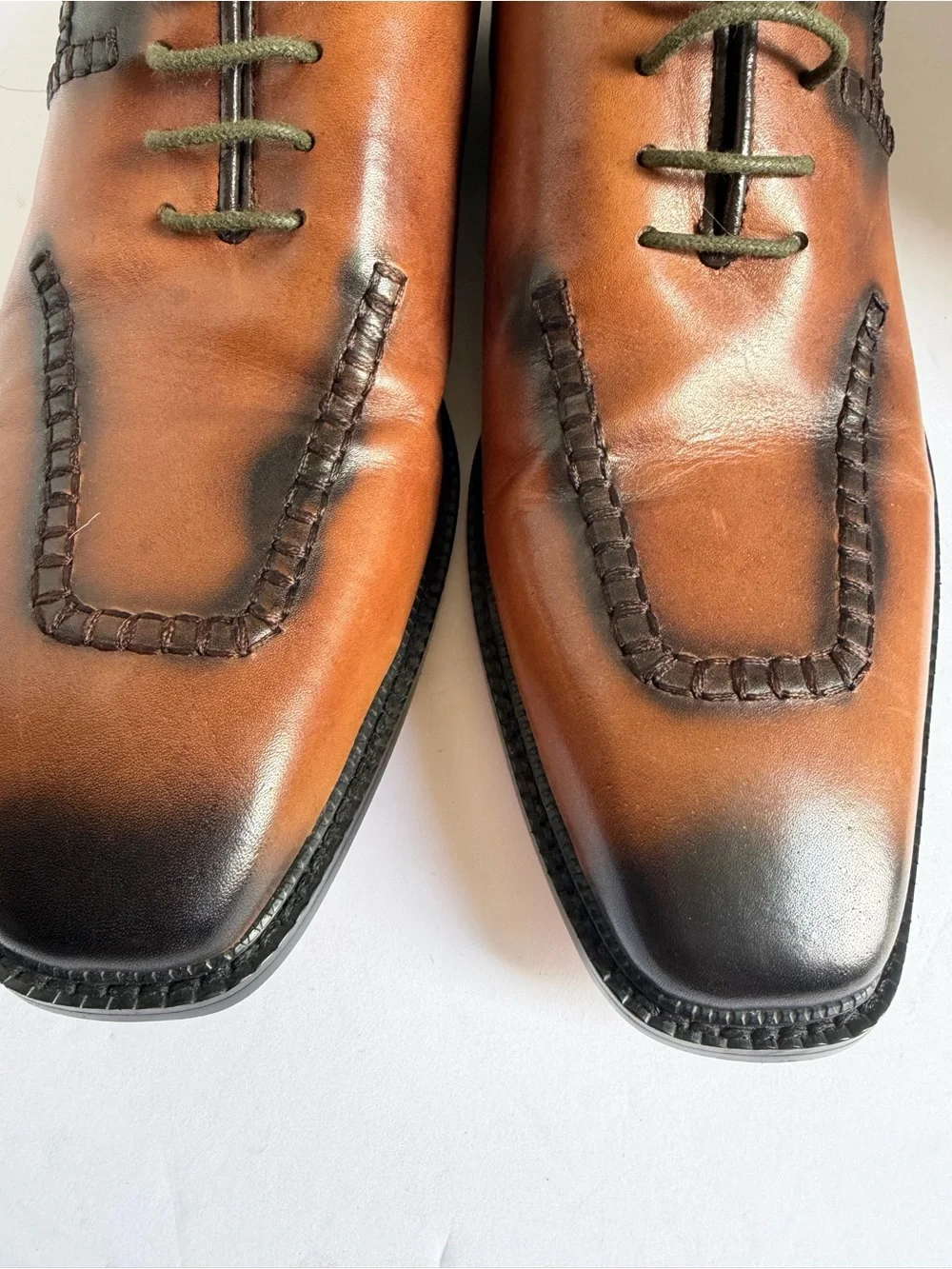 Hermes Brown and Black Two-Tone Leather Lace-Up Oxfords